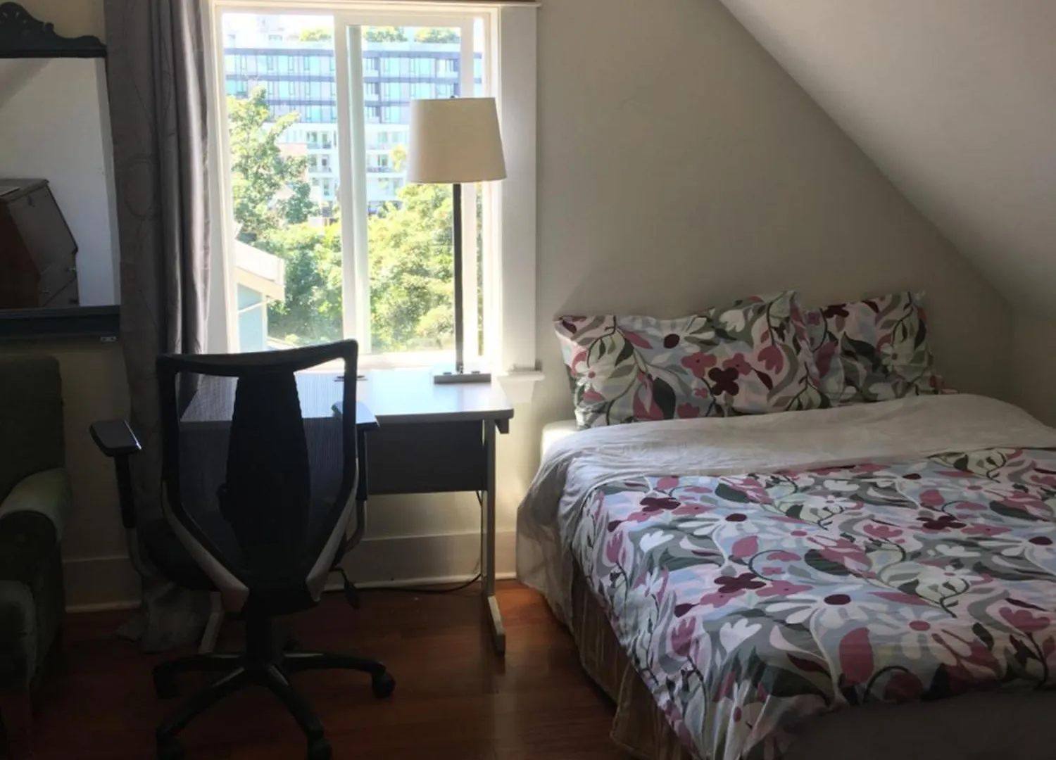 Linda Guesthouse Vancouver Guest house